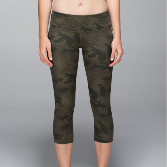 Lululemon Wunder Under Crop Savasana Camo - Picture 1 of 7